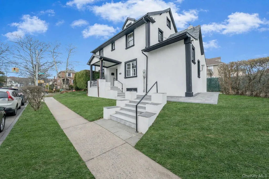 8703 168th Place Jamaica NY 11432