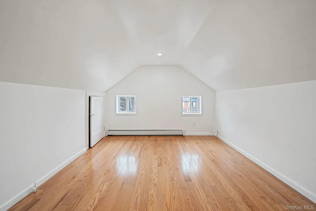 8703 168th Place Jamaica NY 11432