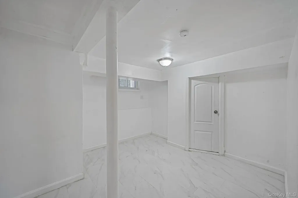 8703 168th Place Jamaica NY 11432