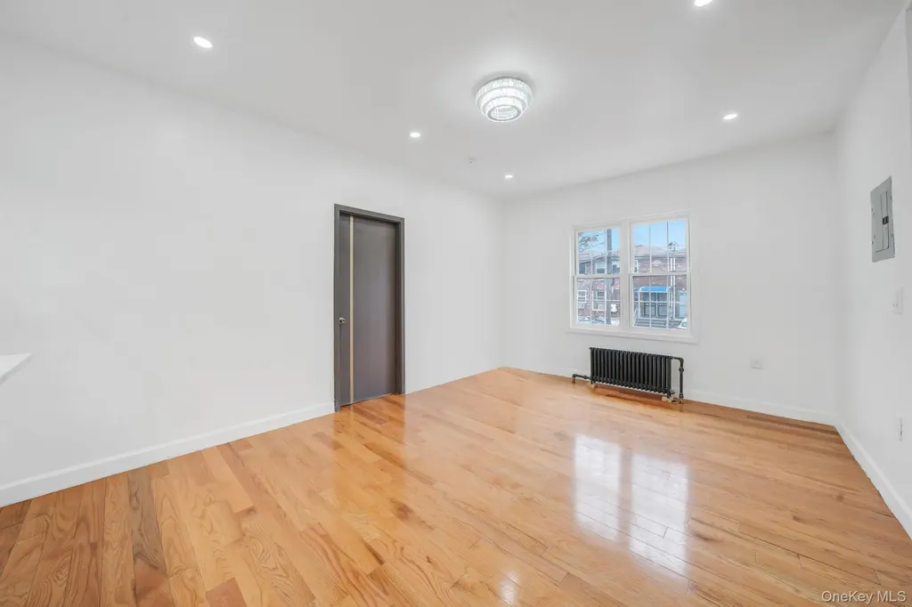 8703 168th Place Jamaica NY 11432