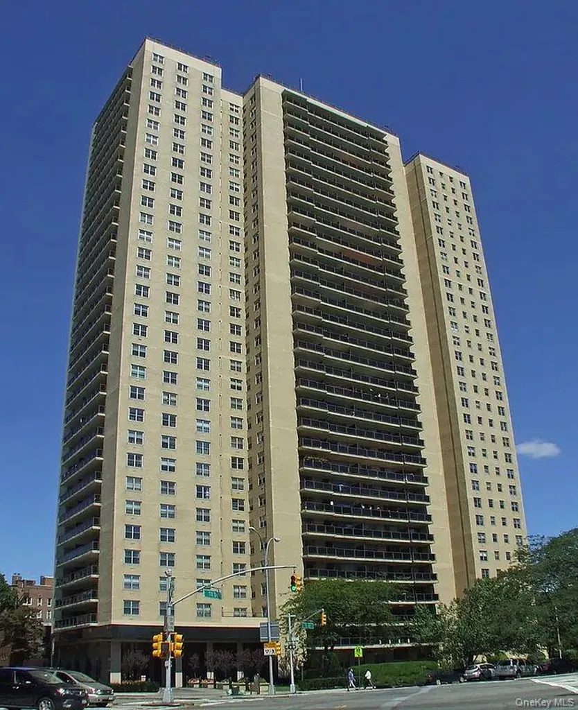 110-11 Queens Boulevard Forest Hills NY 11375