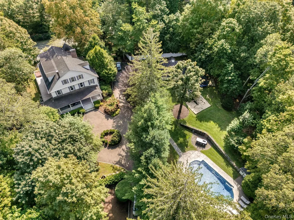 276 Quaker Road Chappaqua NY 10514