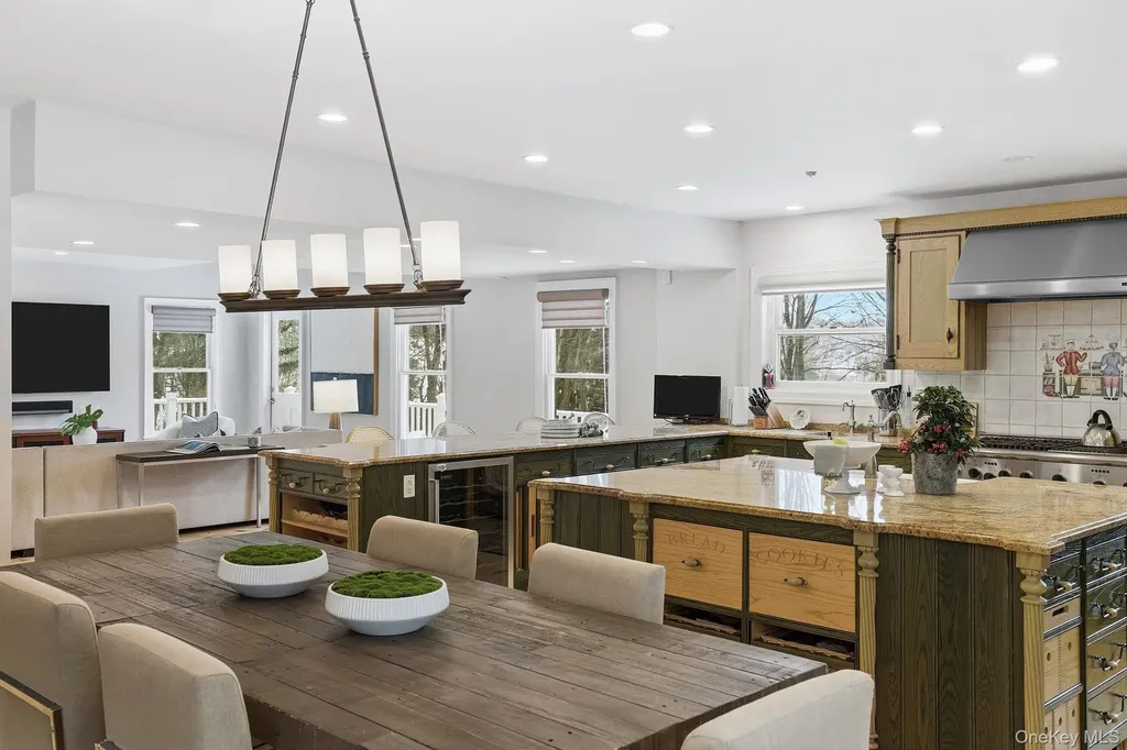 276 Quaker Road Chappaqua NY 10514