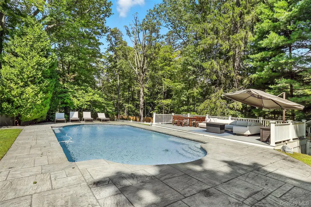 276 Quaker Road Chappaqua NY 10514