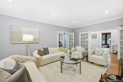 276 Quaker Road Chappaqua NY 10514