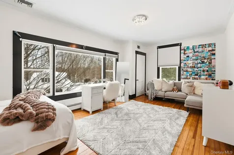 276 Quaker Road Chappaqua NY 10514