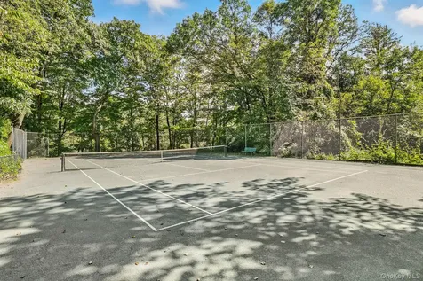 276 Quaker Road Chappaqua NY 10514