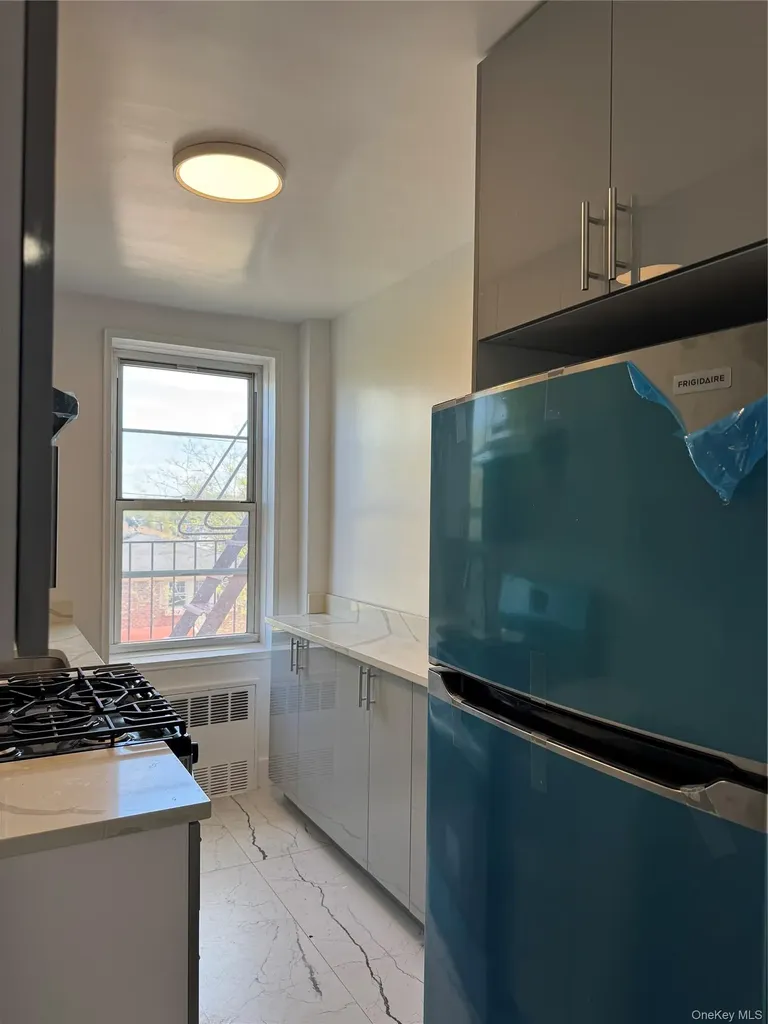 222-89 Braddock Avenue Bellerose NY 11428