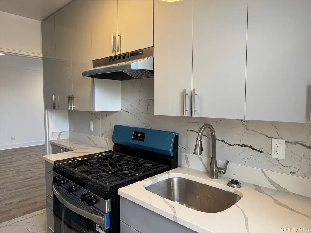 222-89 Braddock Avenue Bellerose NY 11428