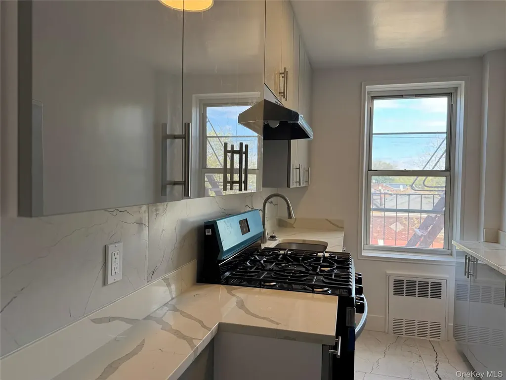 222-89 Braddock Avenue Bellerose NY 11428