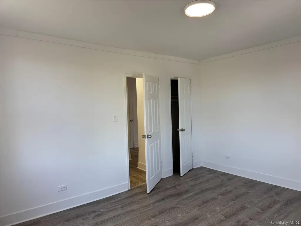 222-89 Braddock Avenue Bellerose NY 11428