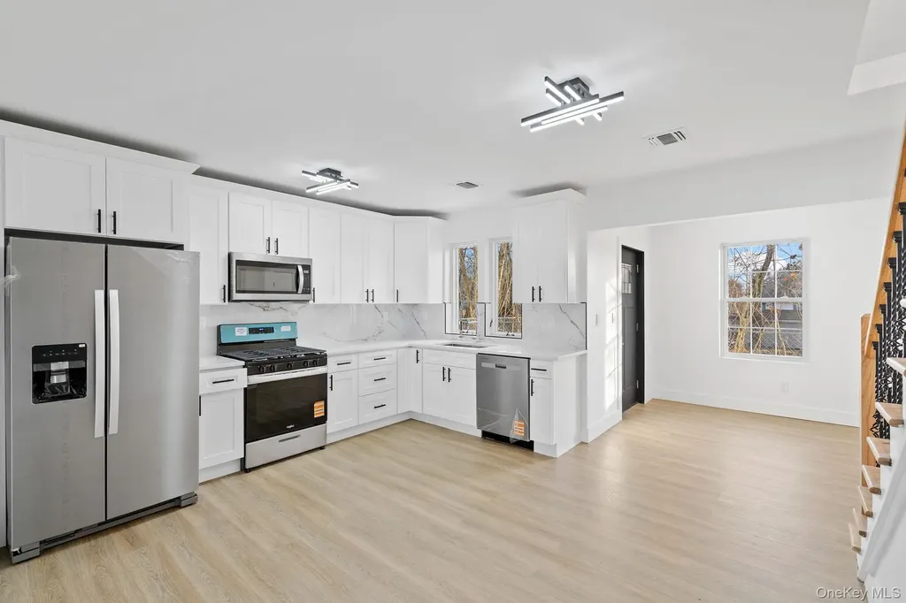 39 Overland Drive Wallkill NY 12589
