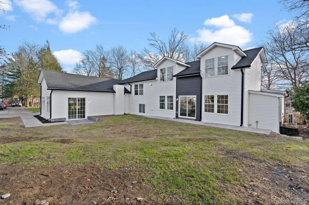 39 Overland Drive Wallkill NY 12589