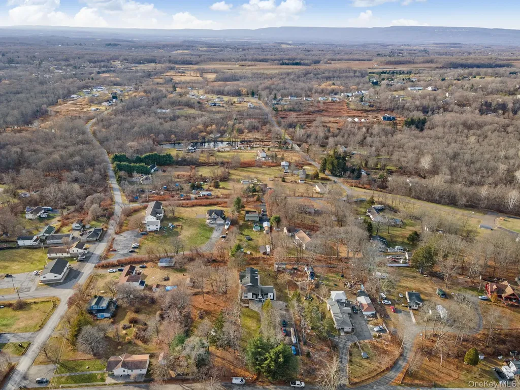 39 Overland Drive Wallkill NY 12589