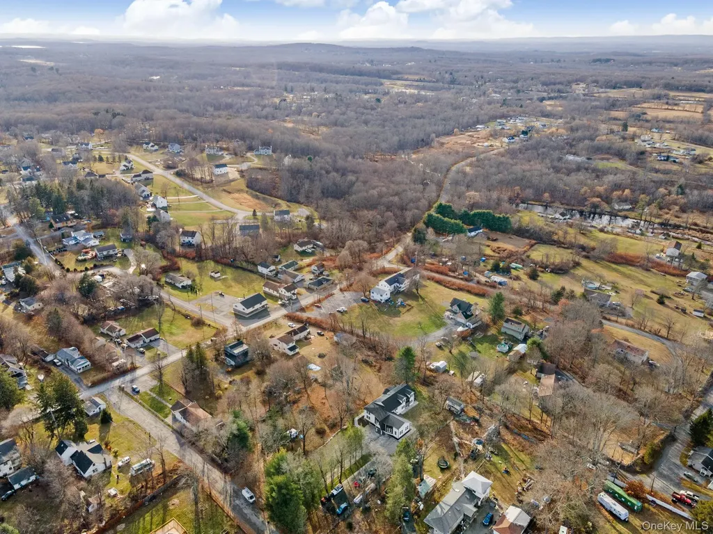39 Overland Drive Wallkill NY 12589