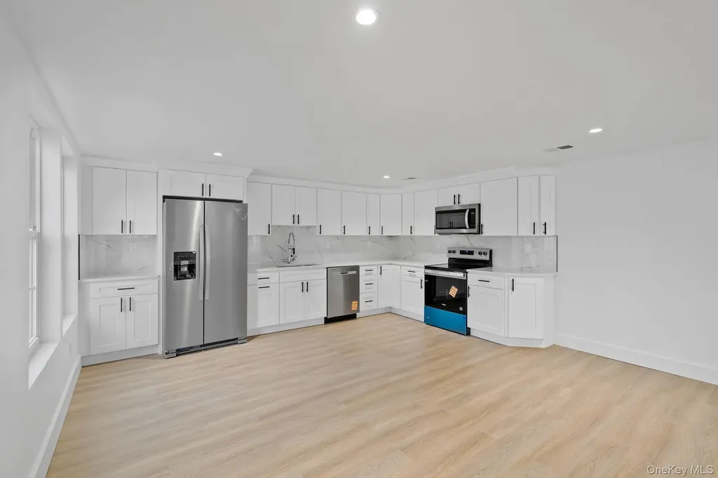39 Overland Drive Wallkill NY 12589