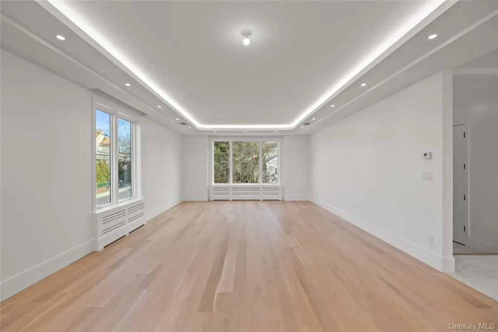 1 Dykstras Way W Monsey NY 10952