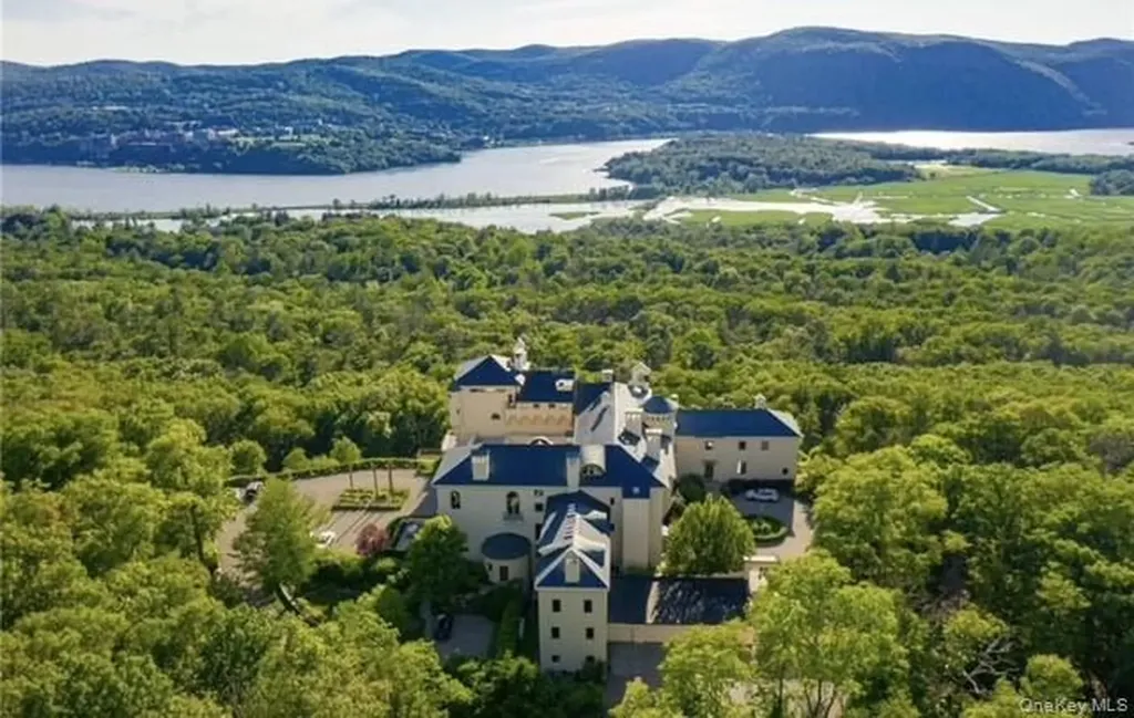 42 Dicks Castle Road Garrison NY 10524