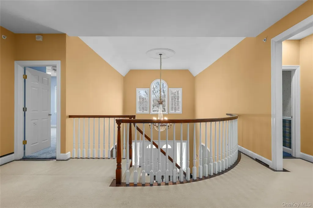 18 Shelley Lane West Harrison NY 10604