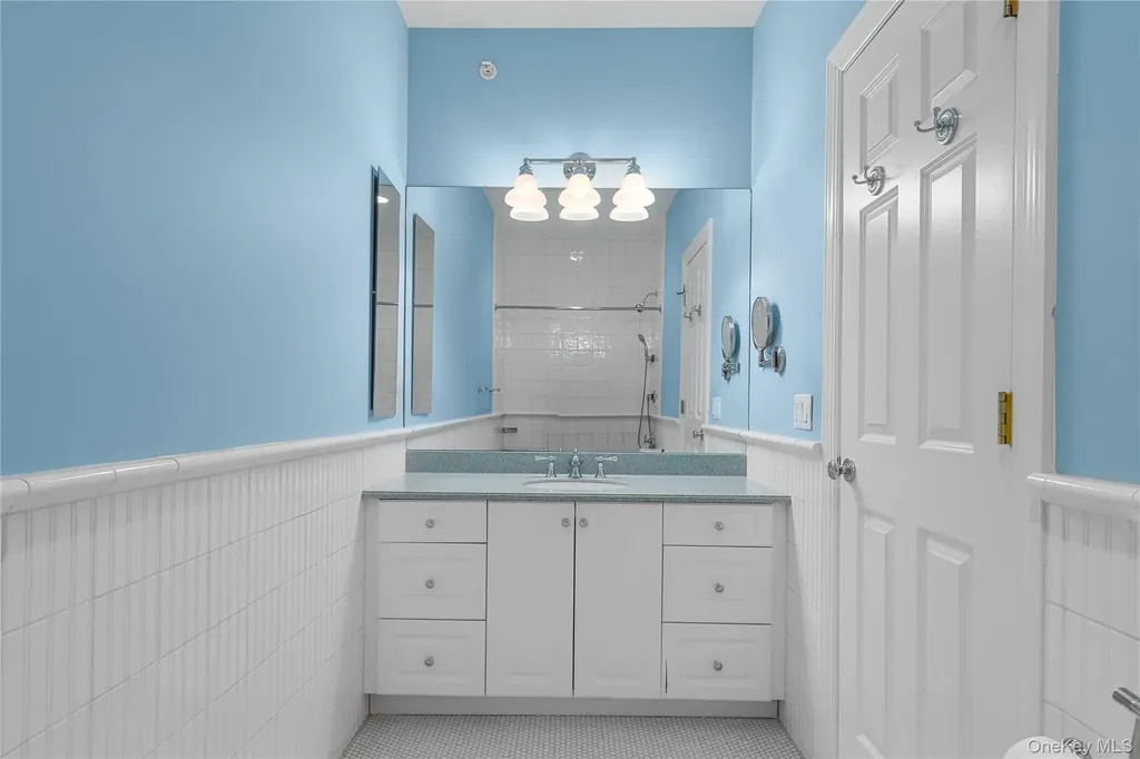 18 Shelley Lane West Harrison NY 10604