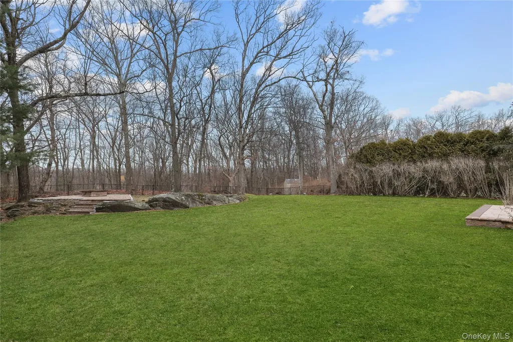 18 Shelley Lane West Harrison NY 10604