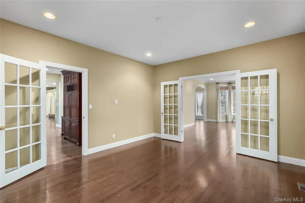 18 Shelley Lane West Harrison NY 10604