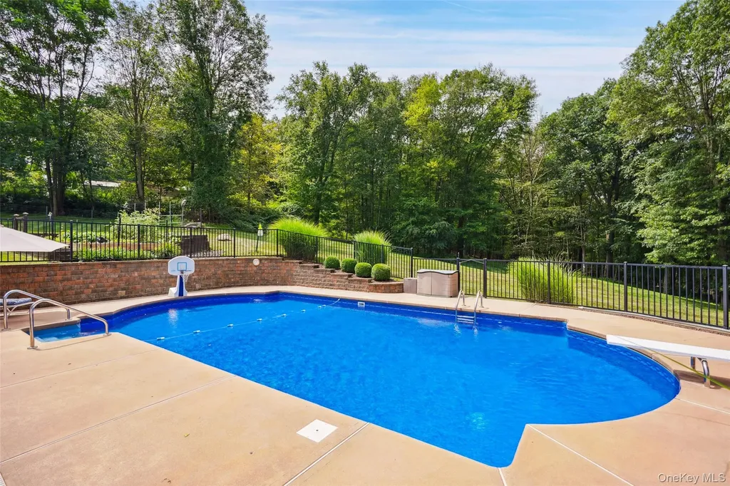3 Annarock Drive Somers NY 10589