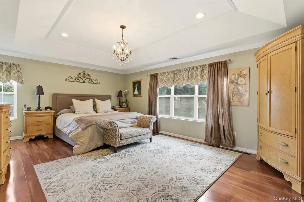 22 Knott Drive Glen Cove NY 11542
