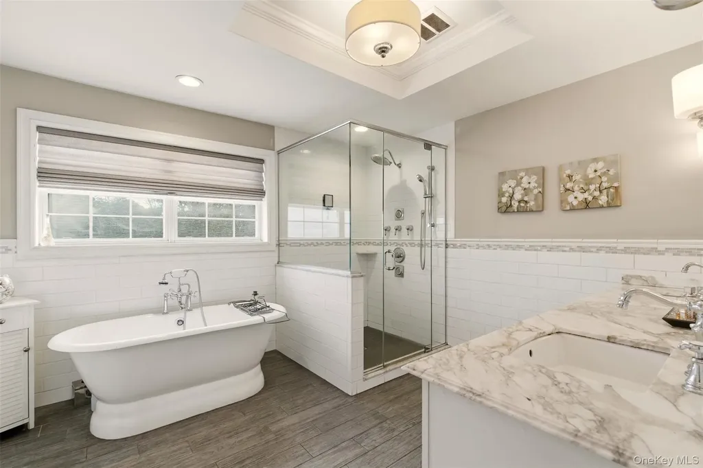 22 Knott Drive Glen Cove NY 11542