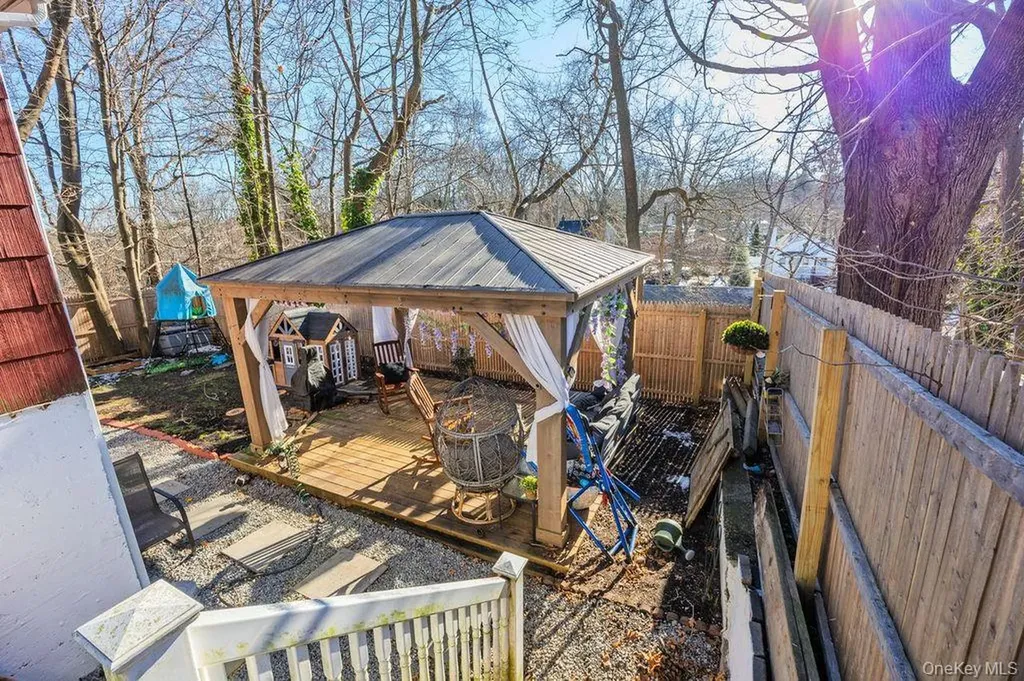 50 Poseidon Road Rocky Point NY 11778