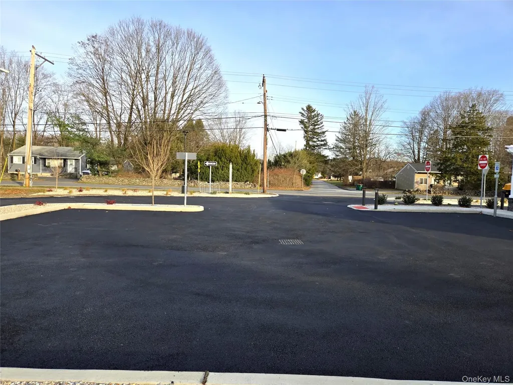 815 Violet Avenue Hyde Park NY 12538