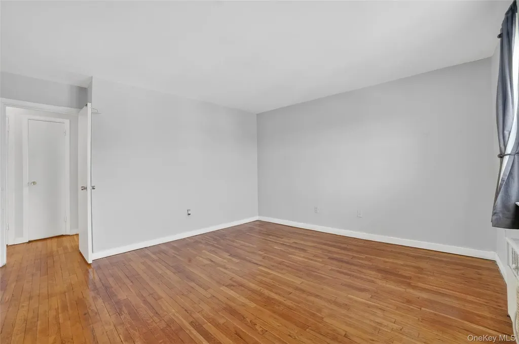 1122 Yonkers Avenue Yonkers NY 10704