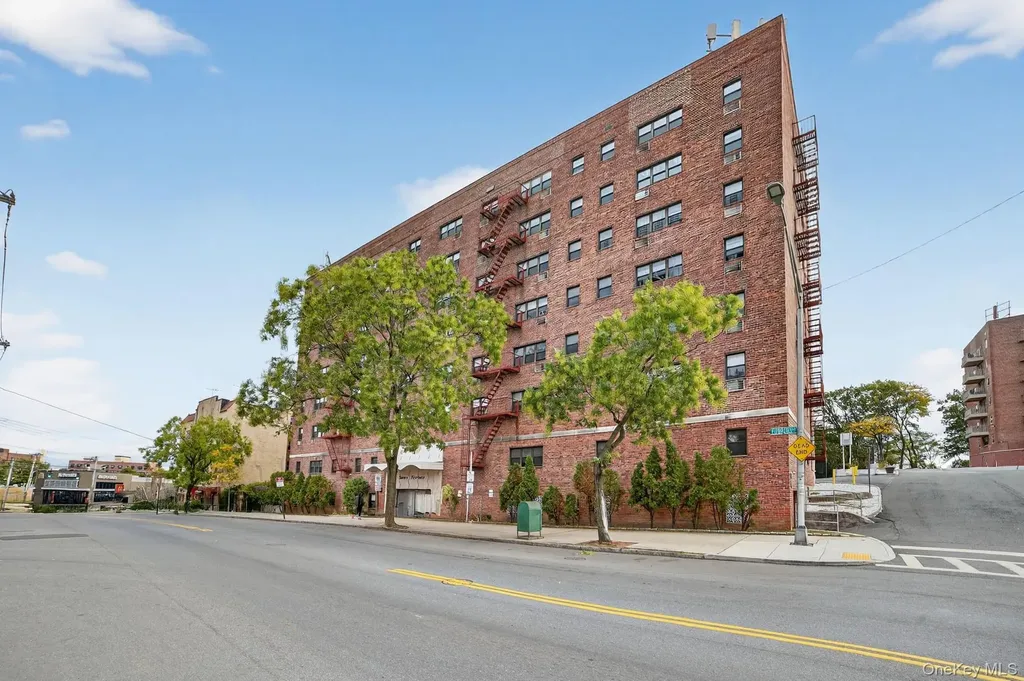 1122 Yonkers Avenue Yonkers NY 10704