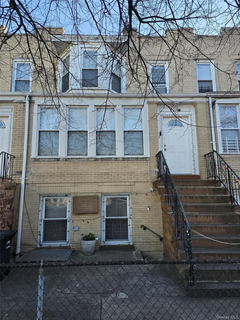 80-16 95th Avenue Ozone Park NY 11416