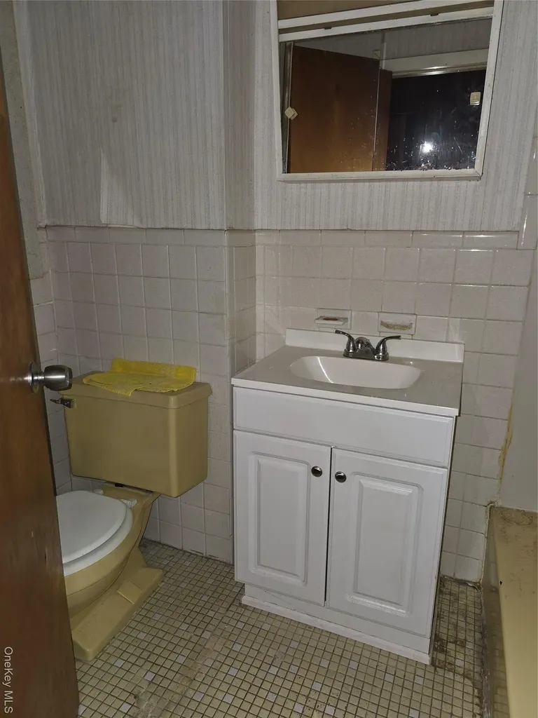 80-16 95th Avenue Ozone Park NY 11416