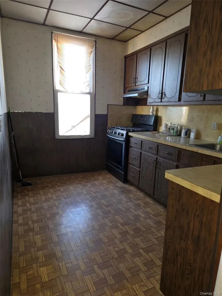 80-16 95th Avenue Ozone Park NY 11416