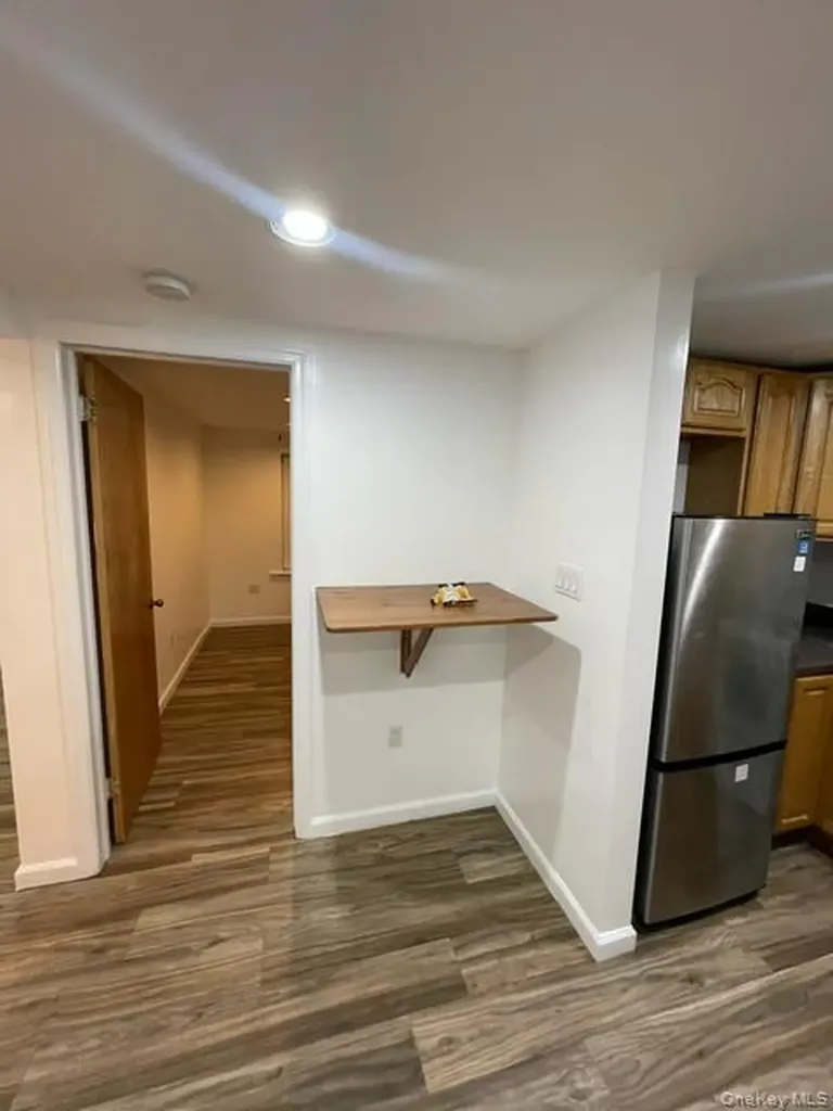 7161 70th Street Glendale NY 11385