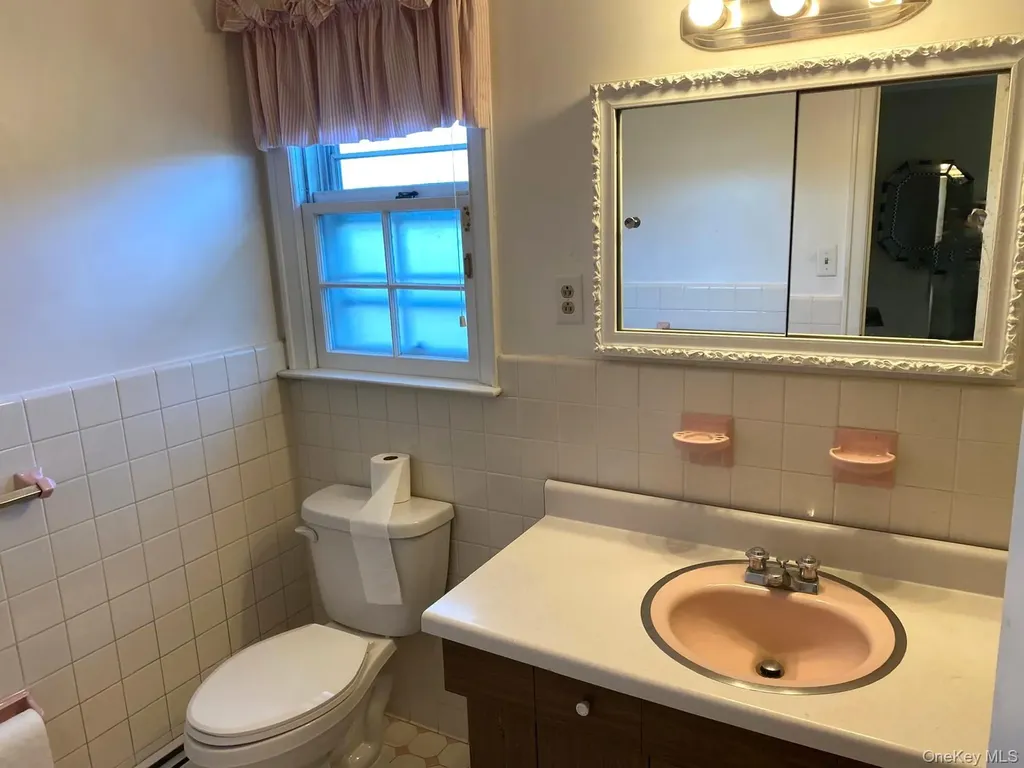 100 Kings Avenue Atlantic Beach NY 11509