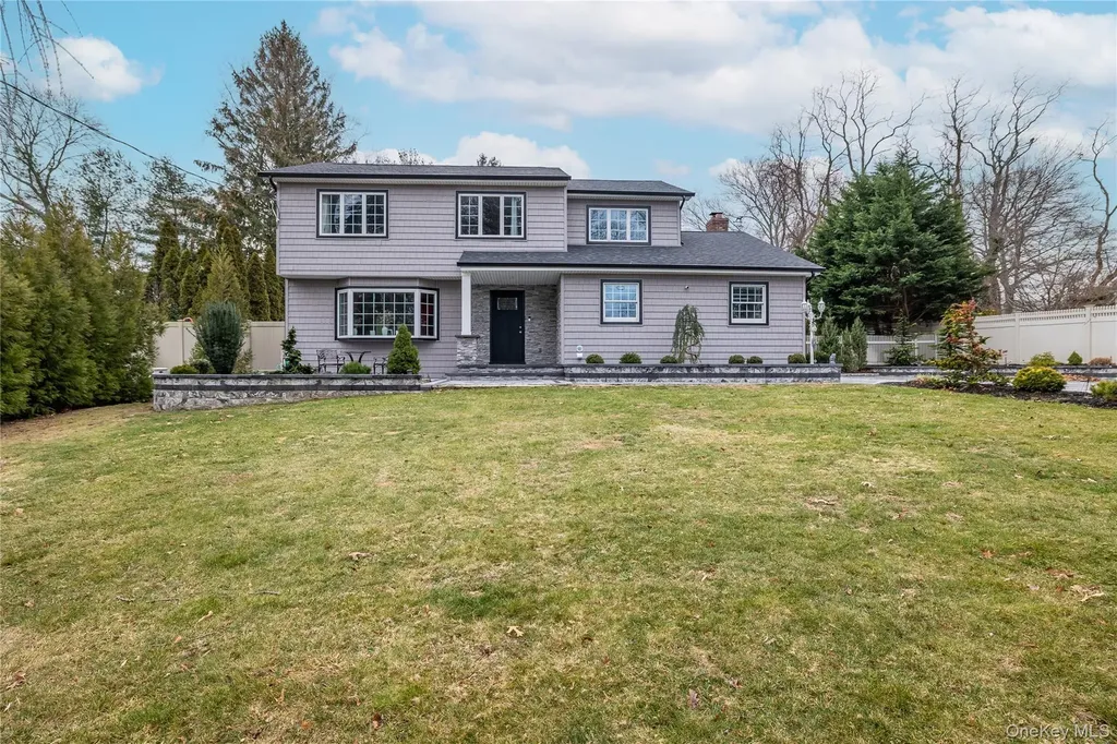 20 Soundview Drive Shoreham NY 11786