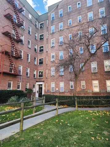 760 Bronx River Road Bronxville NY 10708