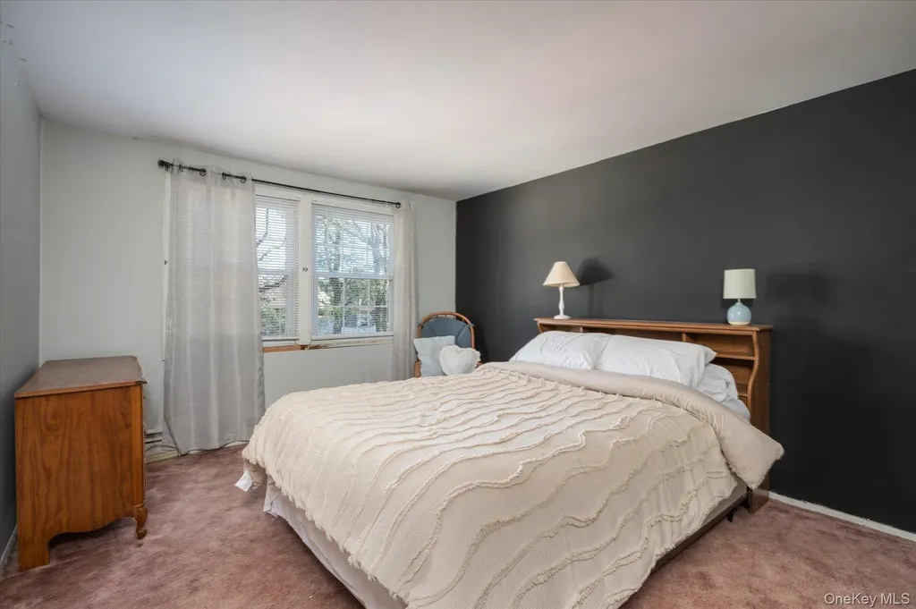 123 Wedgewood Drive Coram NY 11727