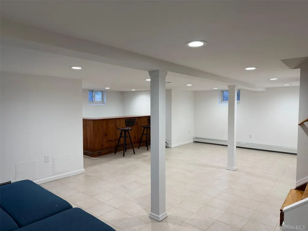 69 Hill Drive Riverhead NY 11901