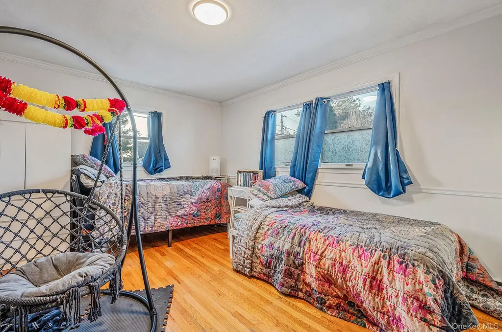 15 Macon Street Lindenhurst NY 11757