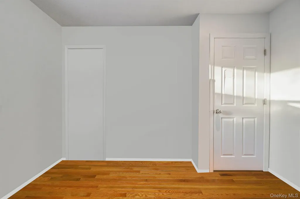 15 Macon Street Lindenhurst NY 11757