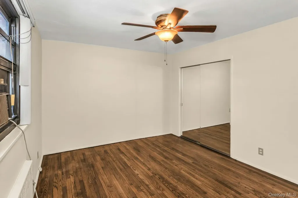 21-47 Utopia Parkway Whitestone NY 11357