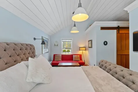 8 S Bedford Road Pound Ridge NY 10576