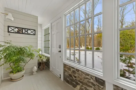 8 S Bedford Road Pound Ridge NY 10576