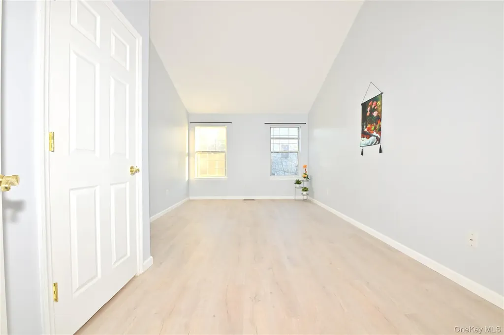 14 Kensington Way Middletown NY 10940