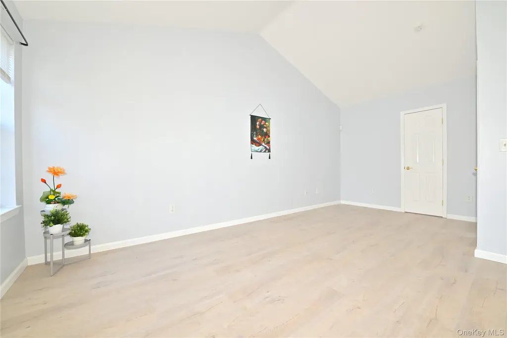 14 Kensington Way Middletown NY 10940