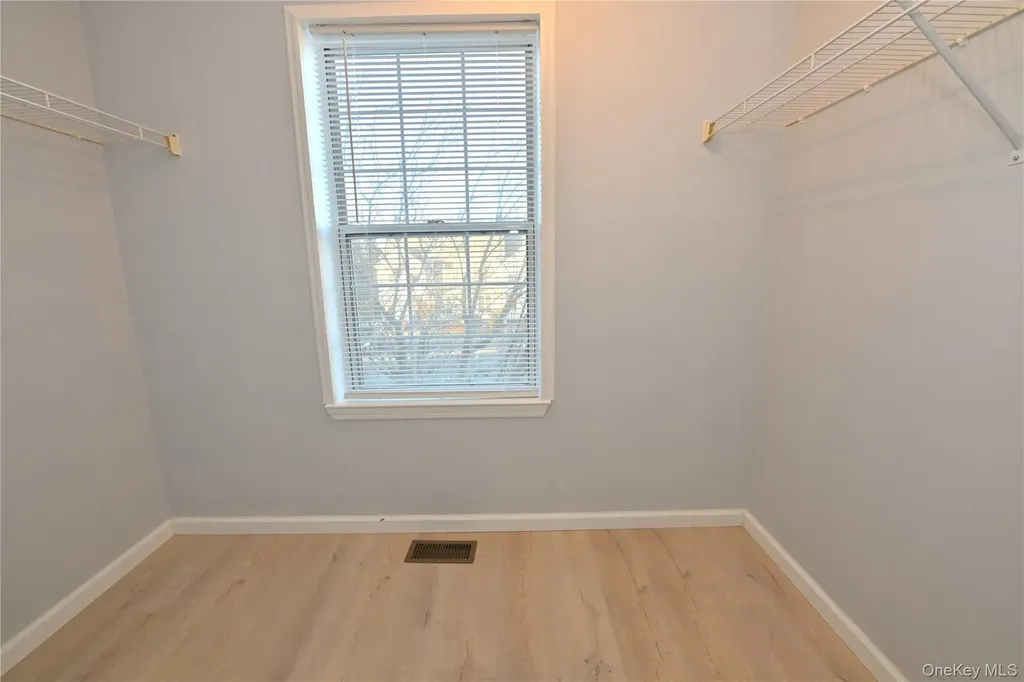 14 Kensington Way Middletown NY 10940